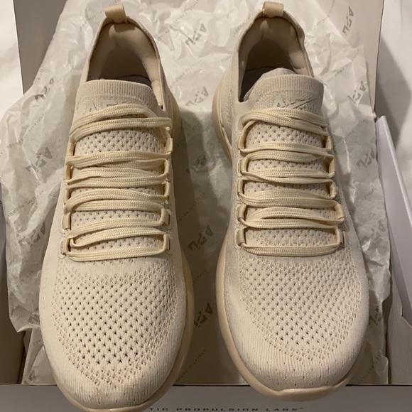 COPY - Women’s BRAND NEW never worn APL TechLoom Breeze - Picture 4 of 10